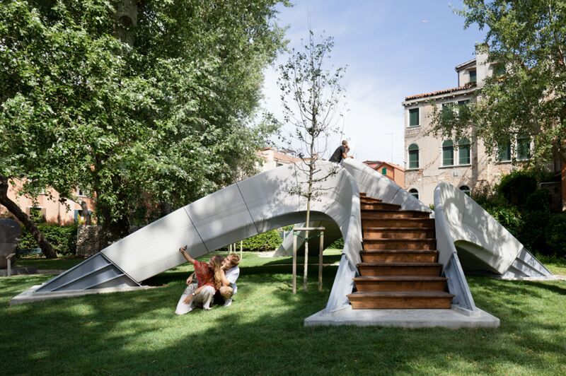 3D-Printed Concrete Footbridges