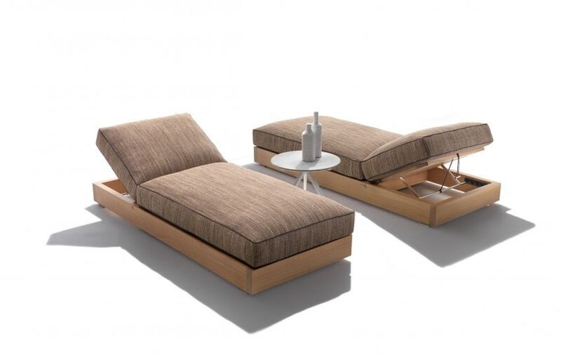 Flexibly Designed Outdoor Daybeds