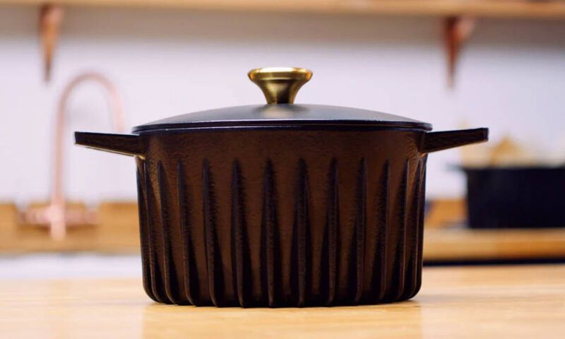 Functionally Ribbed Dutch Ovens