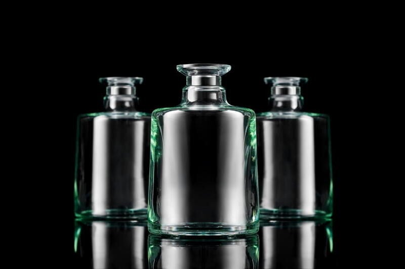 Carbon-Free Glass Bottles