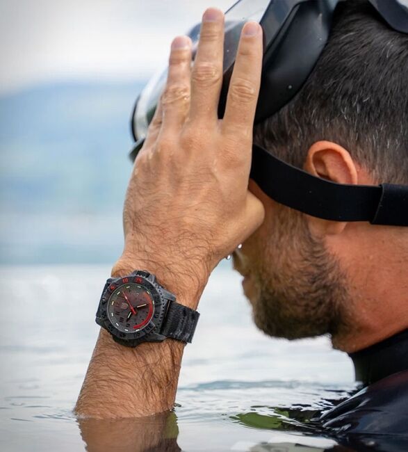 Navy Seal-Approved Carbon Watches