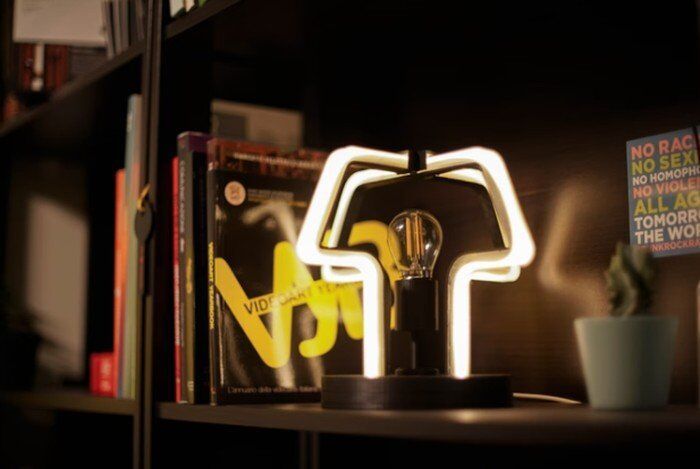 3D-Printed Reversed Lamps