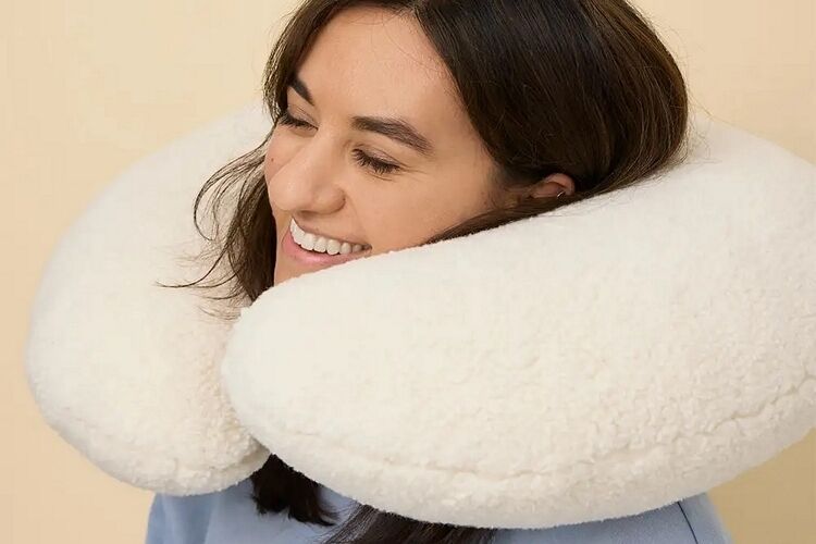 Fuzzy Oversized Neck Pillows