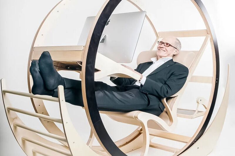 Ergonomic Wheel-Shaped Chairs