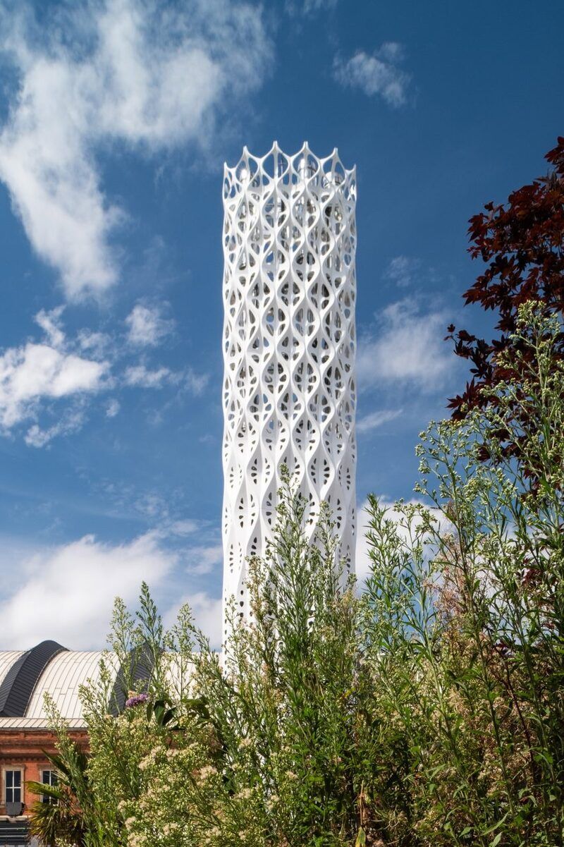 Low-Carbon Biomimetic Towers