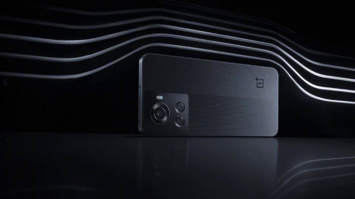 Triple-Camera Dual-OS Smartphones