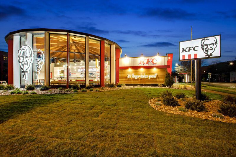 Bucket-Shaped Glass Restaurants