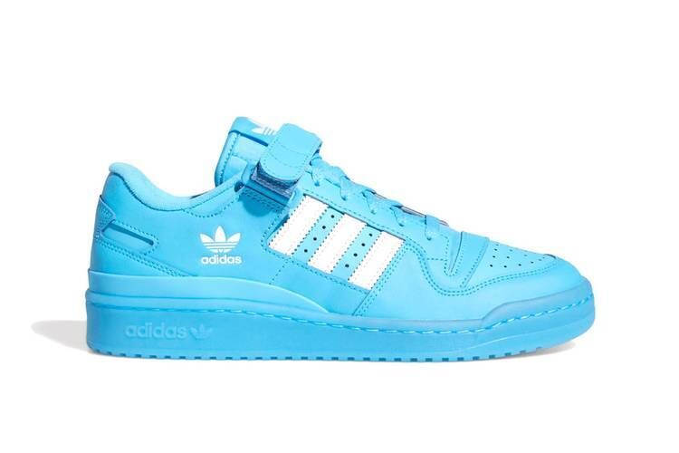 Sky Blue Summer-Ready Sneakers