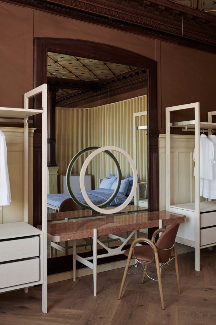 Grand Apartment-Inspired Showrooms