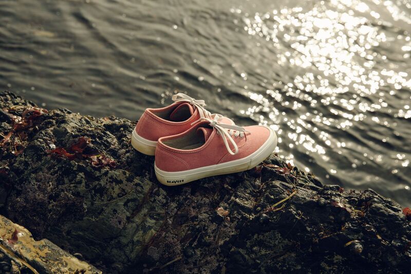 Ocean-Supporting Eco Sneakers