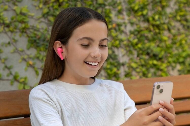 Child-Friendly Wireless Earbuds