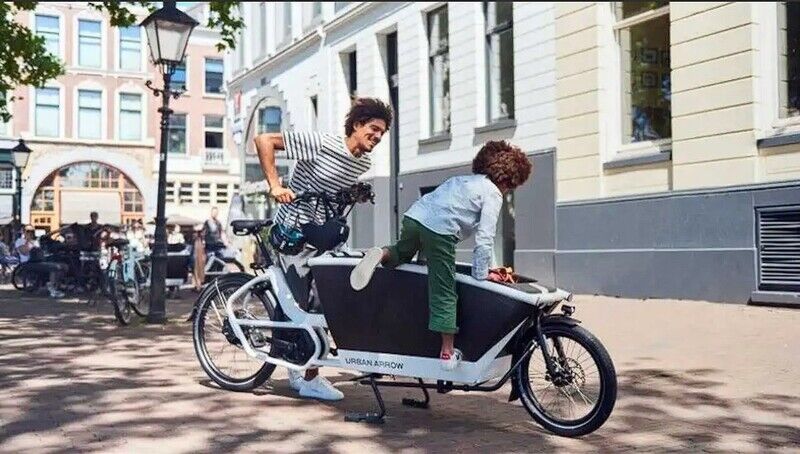 Safe Family-Sized E-Bikes