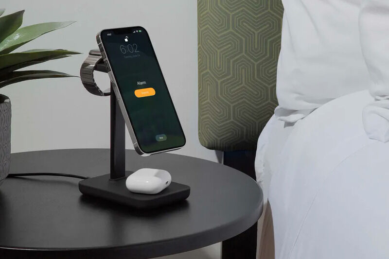 Minimalist Mobile Device Chargers