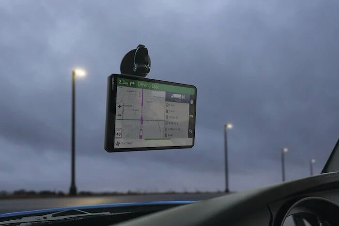 Navigation-Equipped Dash Cams