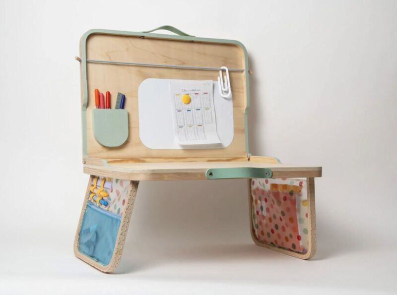 Child-Friendly Nomadic Desks