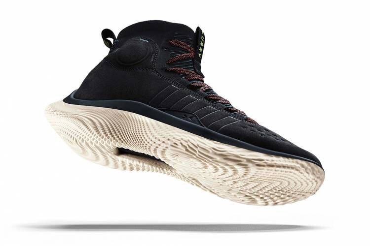 Technically Infused Basketball Sneakers