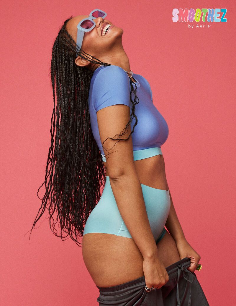 Empowering Comfortable Shapewear : SMOOTHEZ by Aerie
