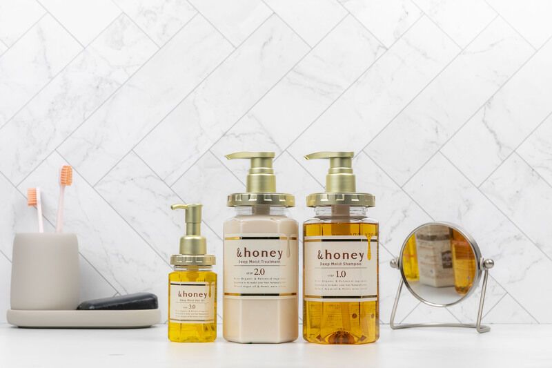 Honey-Powered Haircare Collections : honey-powered haircare