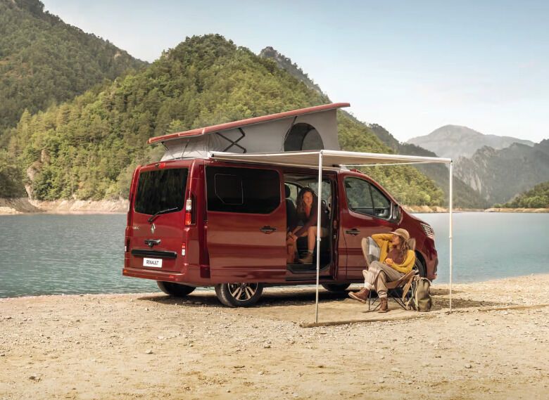 Capacious Pop-Top Camper Vans