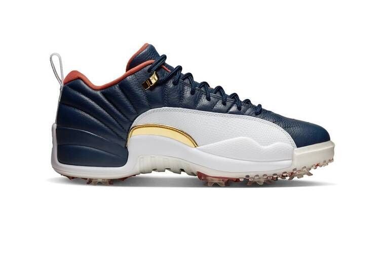 Low-Cut Navy Golf Sneakers