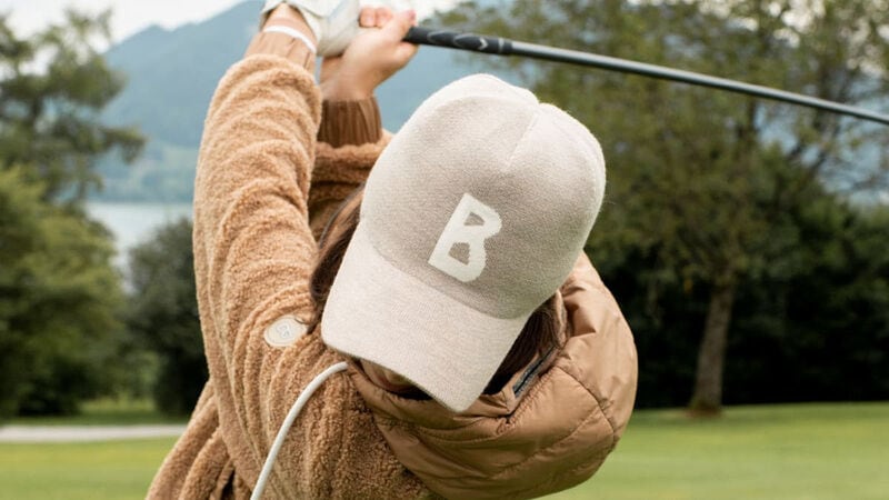 Luxurious Comfort-Focused Golf Apparel