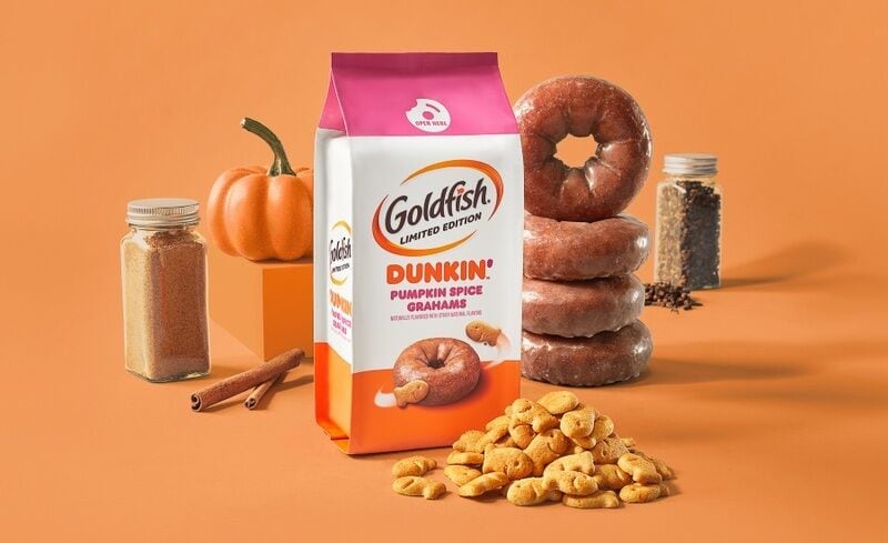 Cafe-Themed Cracker Snacks