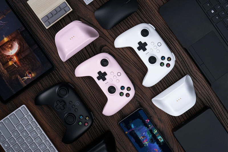 Wireless Gaming Controllers