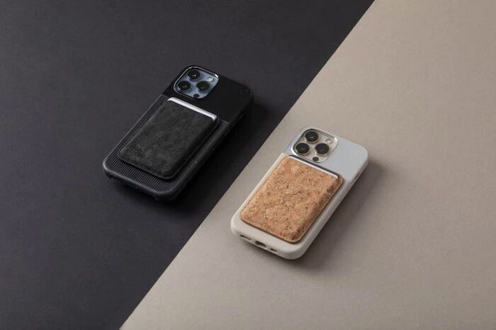 Cork-Made Smartphone Wallets