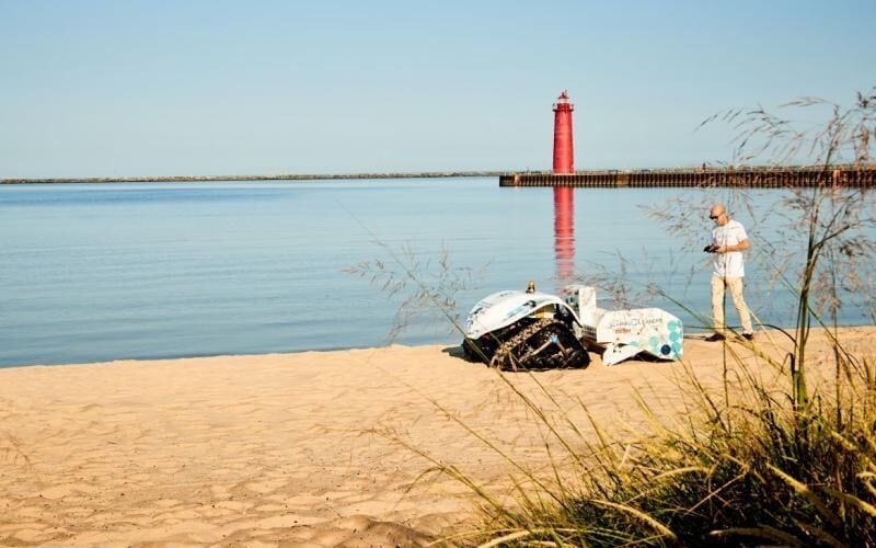 Grocer Beach Cleanup Initiatives