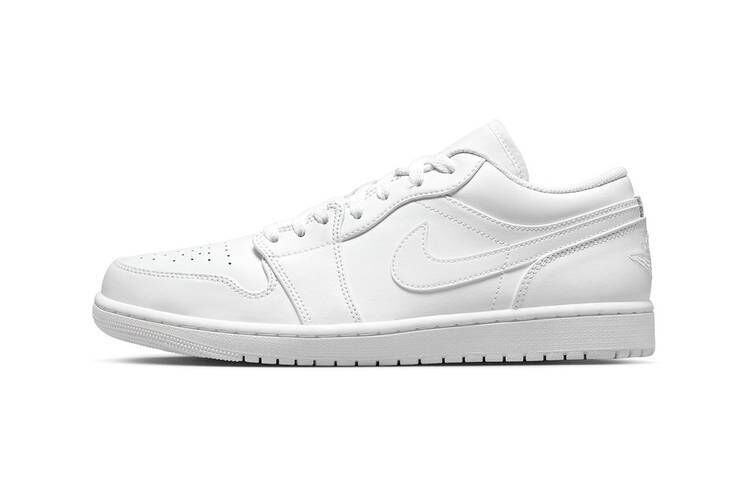 Minimal All-White Low Sneakers : triple white