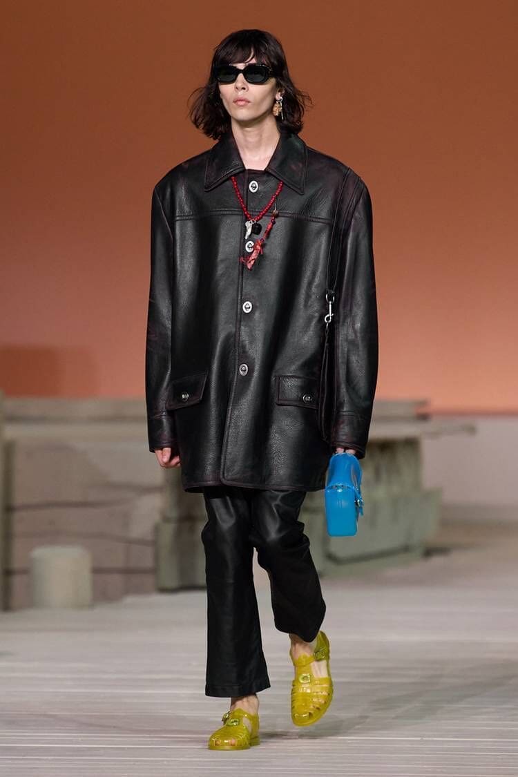 Eccentrically Tailored Spring Fashion