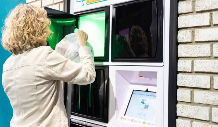 Smart Food Lockers