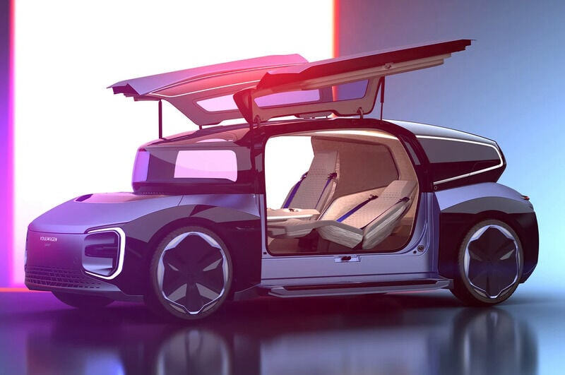 Shapeshifting Interior Electric Vehicles