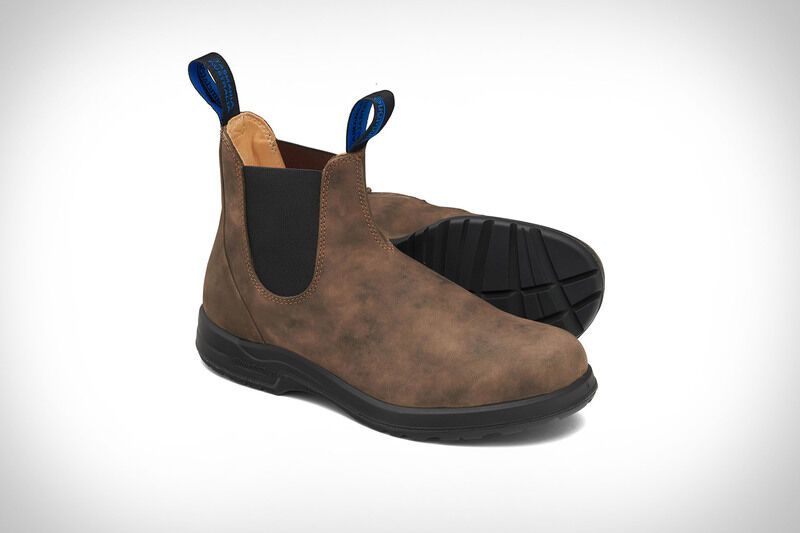 Self-Cleaning Tread Chelsea Boots