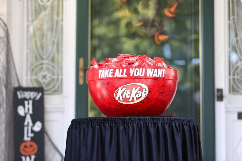 Bottomless Trick-or-Treat Bowls