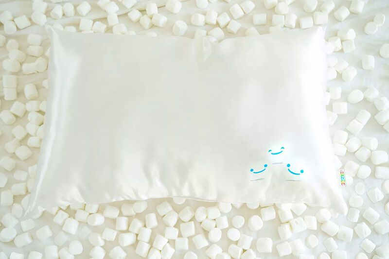 Marshmallow-Inspired Pillows