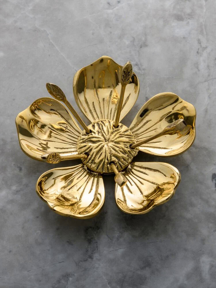 Opulent Petal Ashtrays