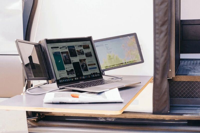 Triple Display Laptop Accessories