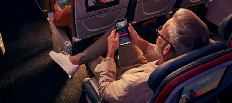 In-Flight Entertainment Services - Delta Air Lines Introduces 'Delta Sync' on Domestic Flights (TrendHunter.com)