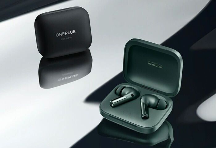 Collaboration Pro-Grade Earbuds