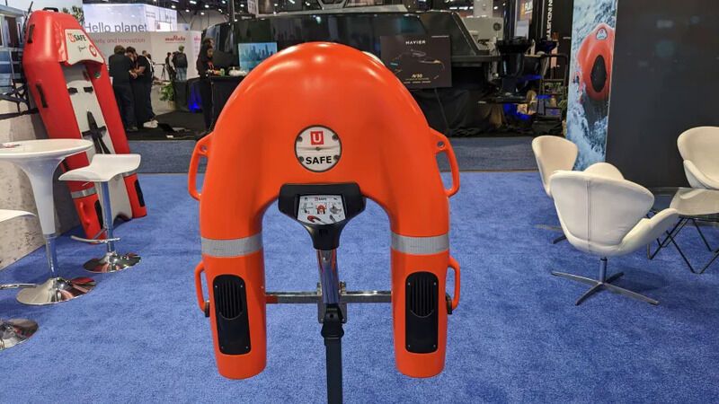 Self-Propelling Controlled Buoys