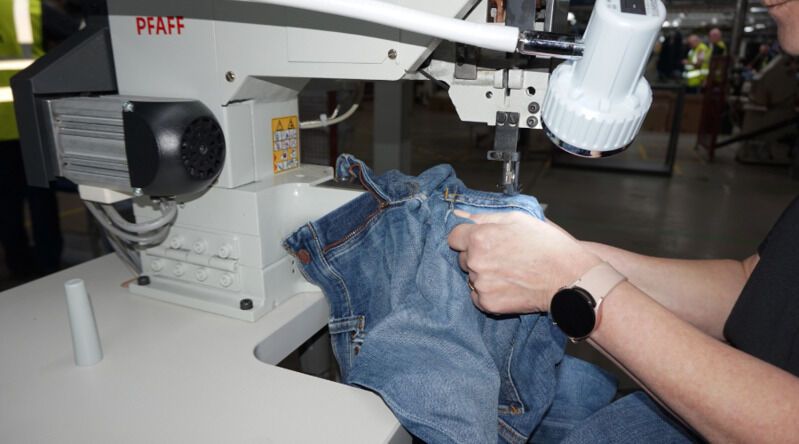 Remotely Assisted Jeans Repairs