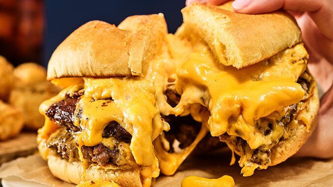 Cheesy Macaroni-Topped Burgers