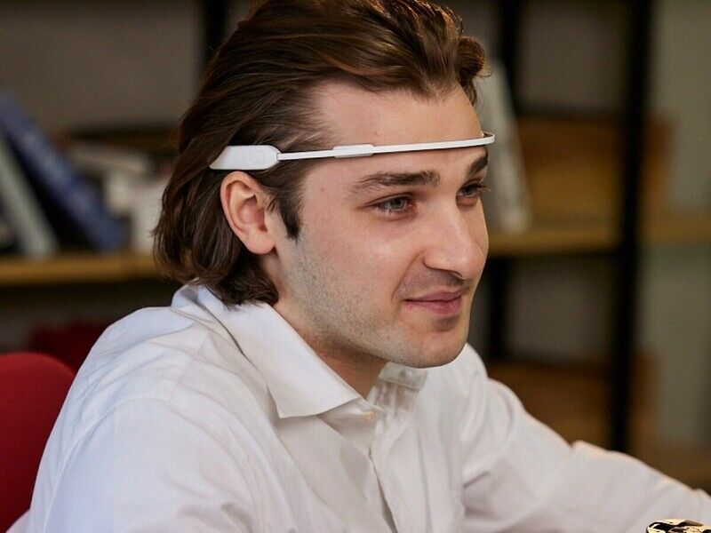 Relaxing Brain-Stimulating Headsets