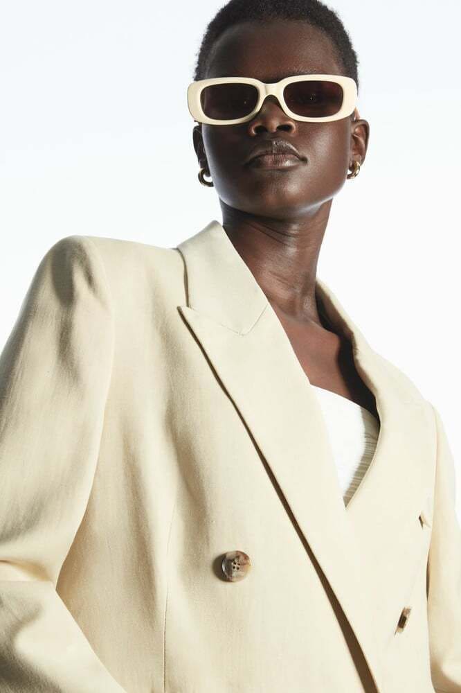 Sleek High-Fashion Eyewear