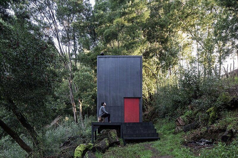 Minuscule Sustainable Rainforest Cabins