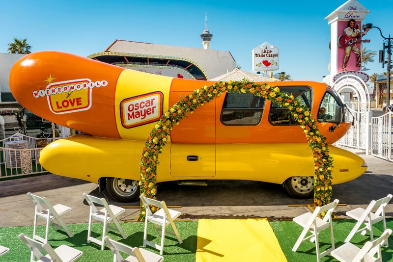Mobile Weenie Wedding Chapels