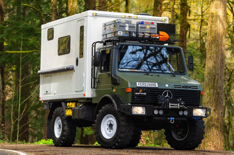 Ruggedly Modified Camping Trucks : 1987 Mercedes-Benz Unimog U1300L