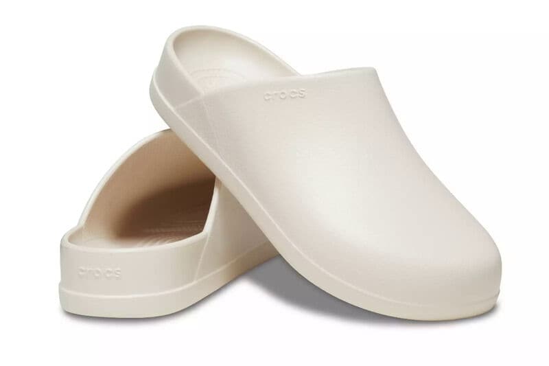 Minimalist Mainstream Foam Clogs : Crocs Dylan Clog