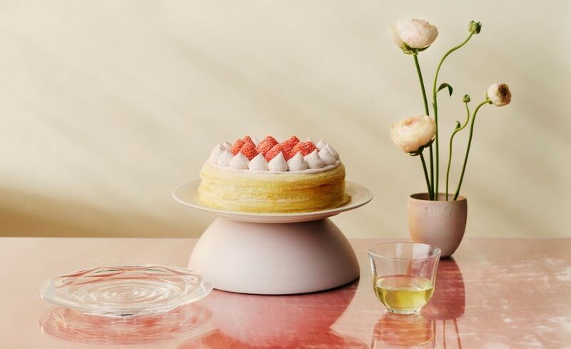 Collaboration Japanese Strawberry Cakes